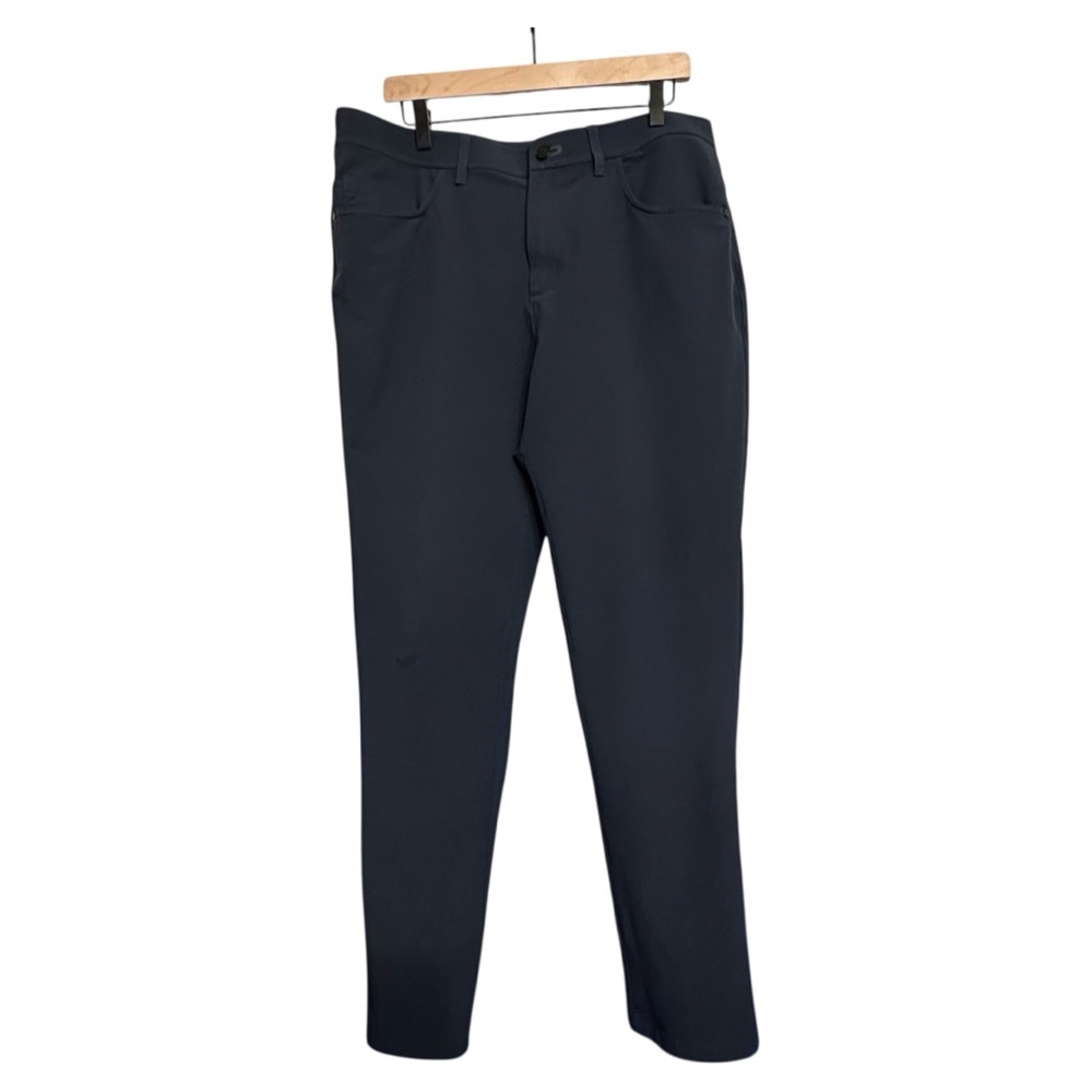 Public Rec Men’s Pants Navy Size 36/34 – Minor Stitching Flaw